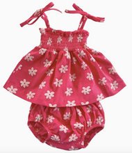Load image into Gallery viewer, Flower Smocked Set