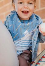Load image into Gallery viewer, Slugger Bandana Bib Set (4-pack)