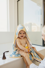 Load image into Gallery viewer, Ducky Hooded Towel