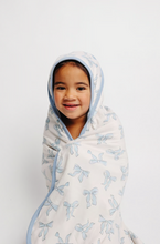 Load image into Gallery viewer, Daphne Hooded Towel