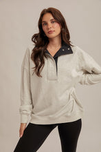 Load image into Gallery viewer, Devin Sweatshirt | Heather Grey
