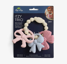 Load image into Gallery viewer, Itzy Trio Teether | Bows
