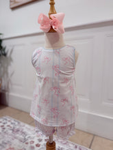 Load image into Gallery viewer, Bowtiful Cassidy Crossover Set
