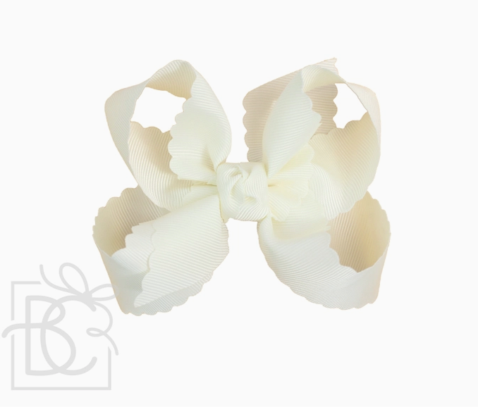 Scalloped Edge Bow | Antique White