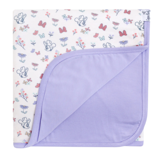 Minnie Mouse's Bowquet 3-Layer Quilt