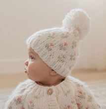 Load image into Gallery viewer, Bitty Blooms Blush Hat
