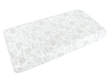 Load image into Gallery viewer, Gage Premium Changing Pad Cover
